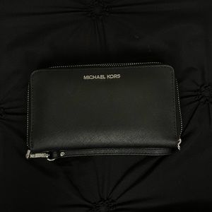 Black Michael Kors Wallet